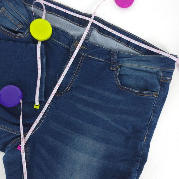 Revolution by Revolt Faded Jean Women 22W Dark Denim Stretch Tapered Distressed - Picture 4 of 16